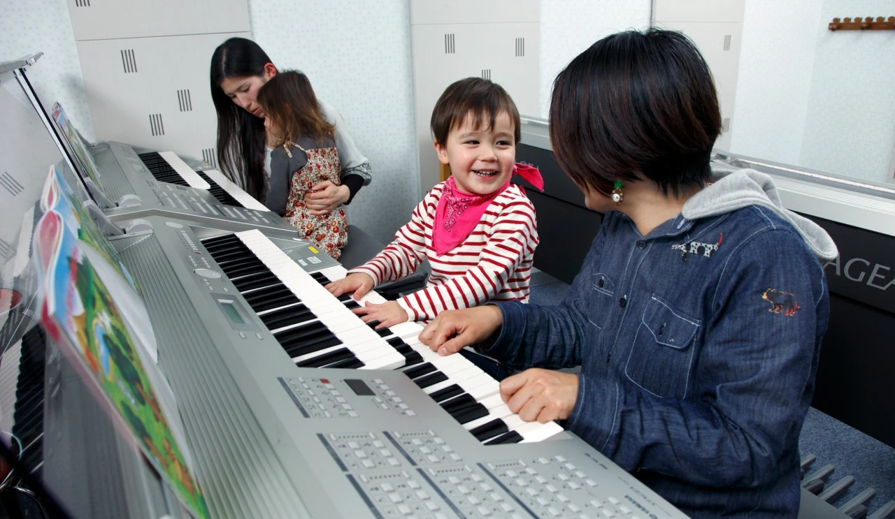 dla-malych-dzieci-naglowek Edukacja muzyczna dla małych dzieci