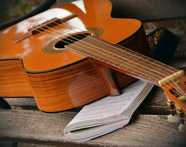 guitar-1583851_640 Gitara klasyczna