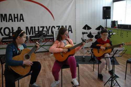 zdjlUUVSK-38